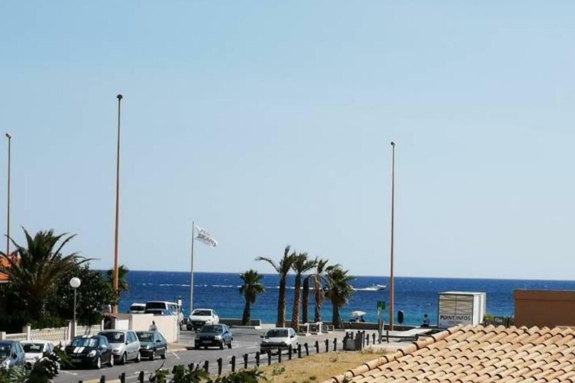 Face A La Mer Avec Clim, Wifi, Parking Le Barcarès Exterior foto